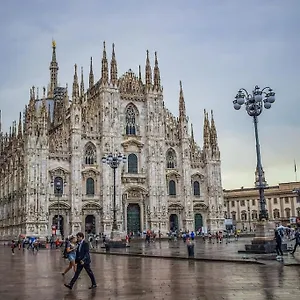 Apartment Moscova-duomo Loft Wifi, Netflix & Design, Milan