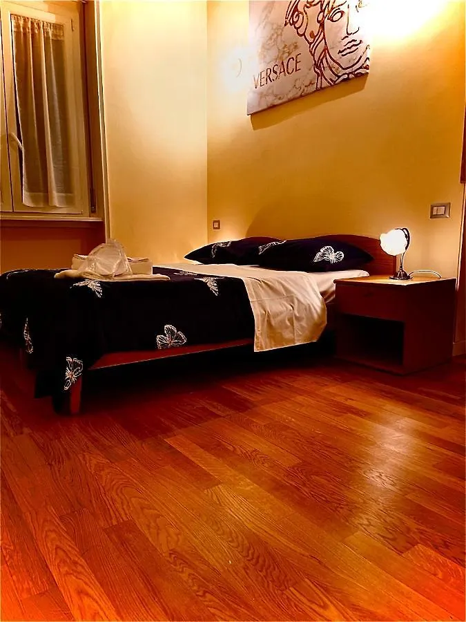 Easy Room Italy Balcony Milan Apartment